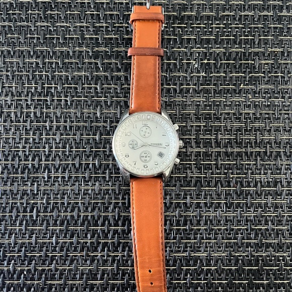 Fossil Watch - Picture 5 of 6